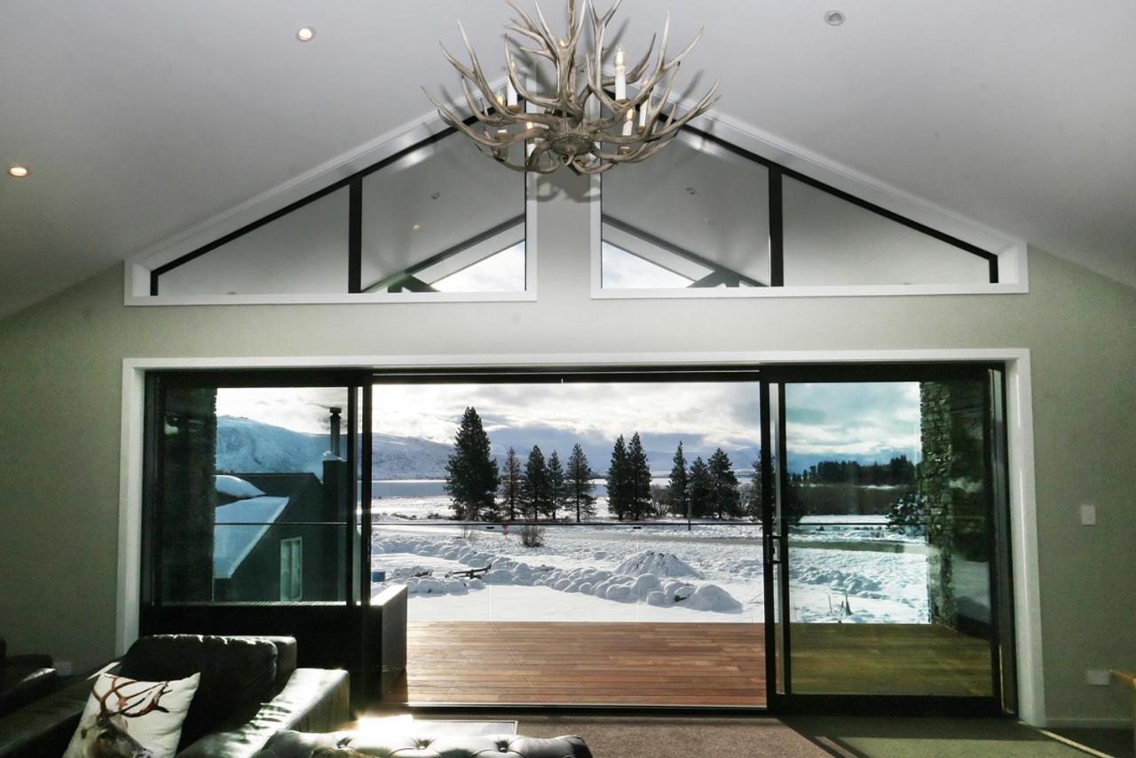 Lake Views At Antler Lodge Lake Tekapo Exterior photo